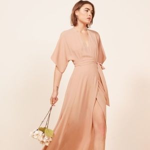 Reformation Winslow Dress in Blush - Large